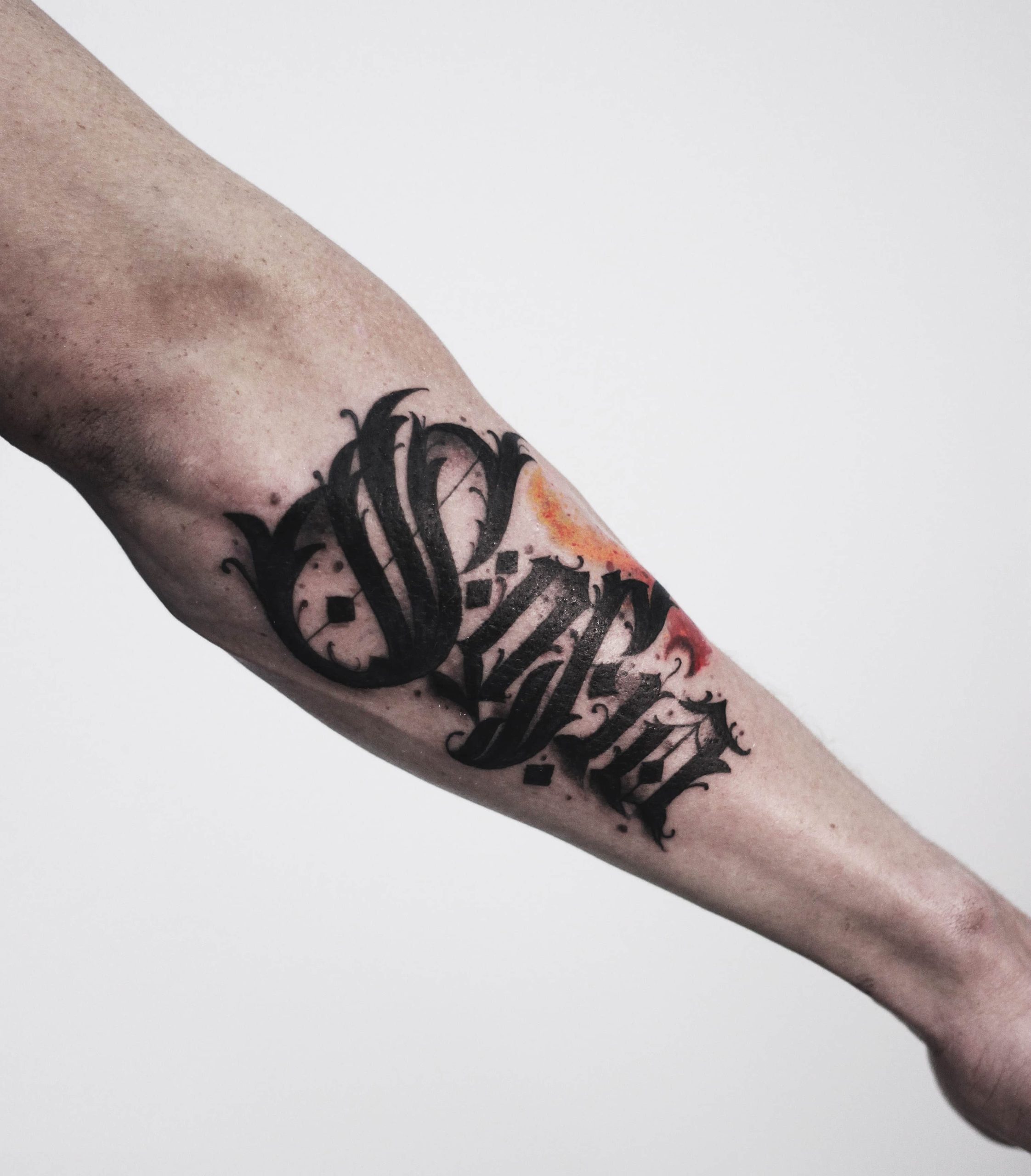 Как стать тату мастером: с чего начать, чтобы стать мастером татуировки