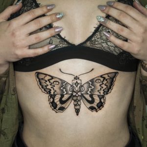 Татуировки для девушек в стиле графика