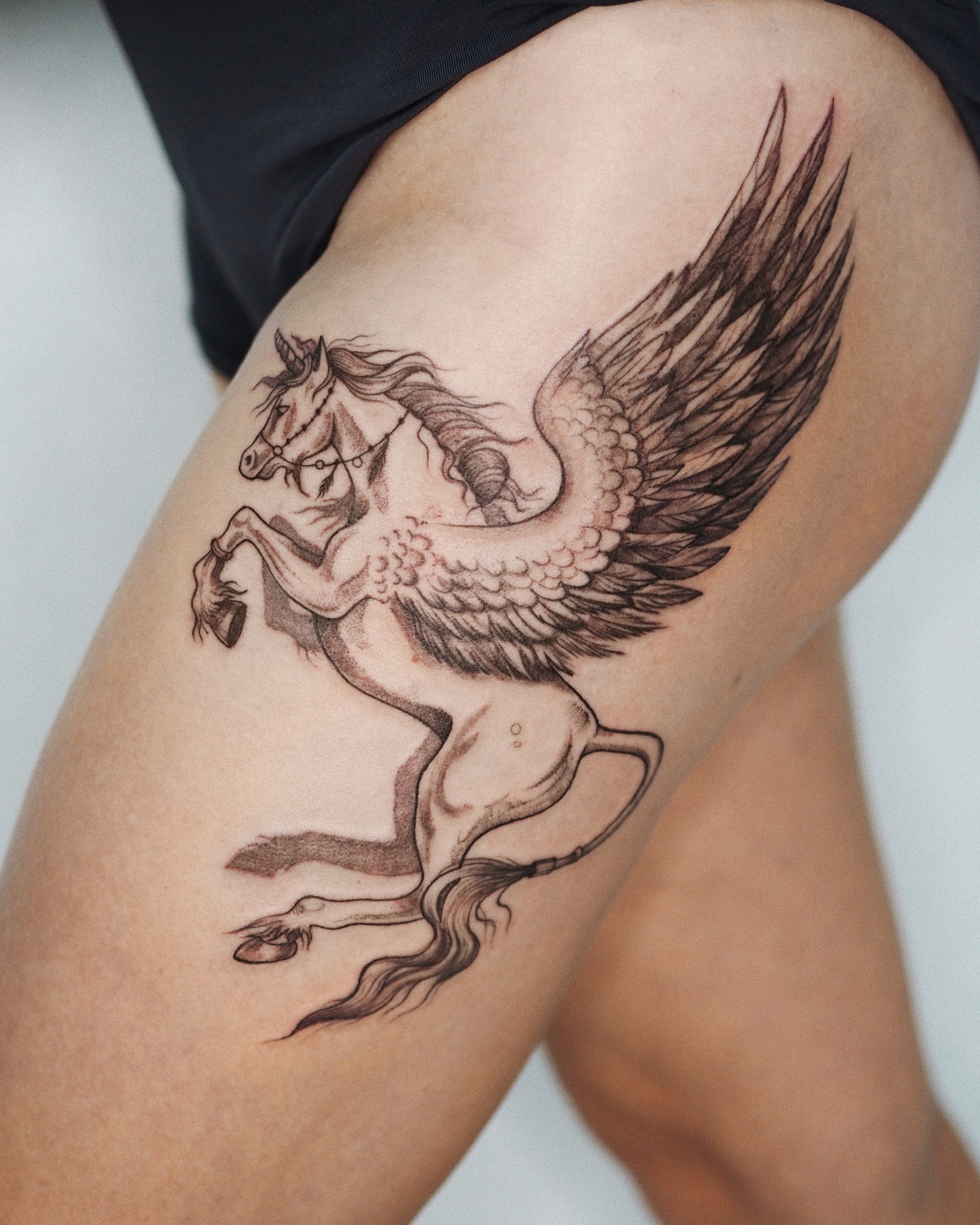 Тату крыло (67 фото) - значение татуировки, эскизы 