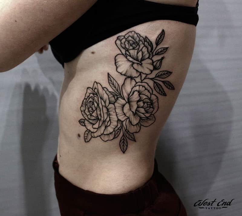 Значение татуировки роза