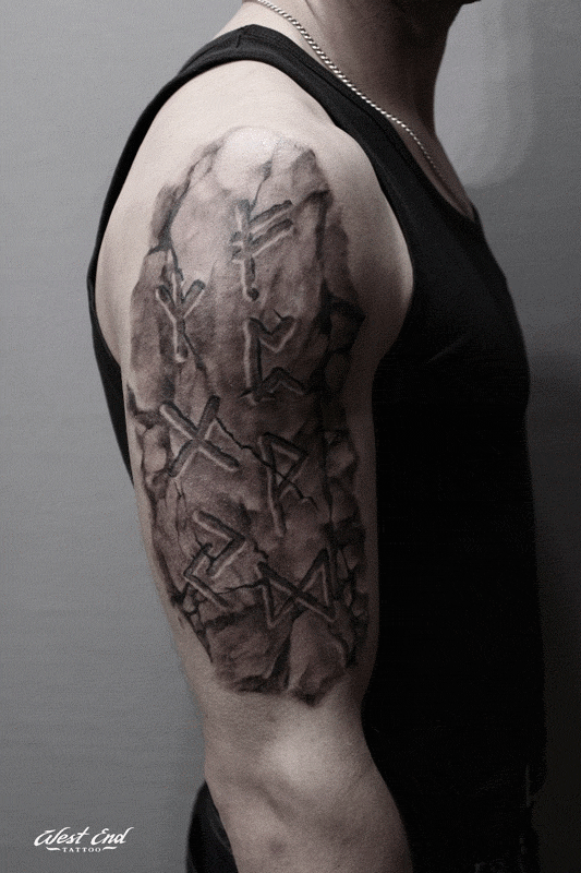 О татуировке на спине