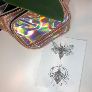 Эскиз татуировки в виде насекомого