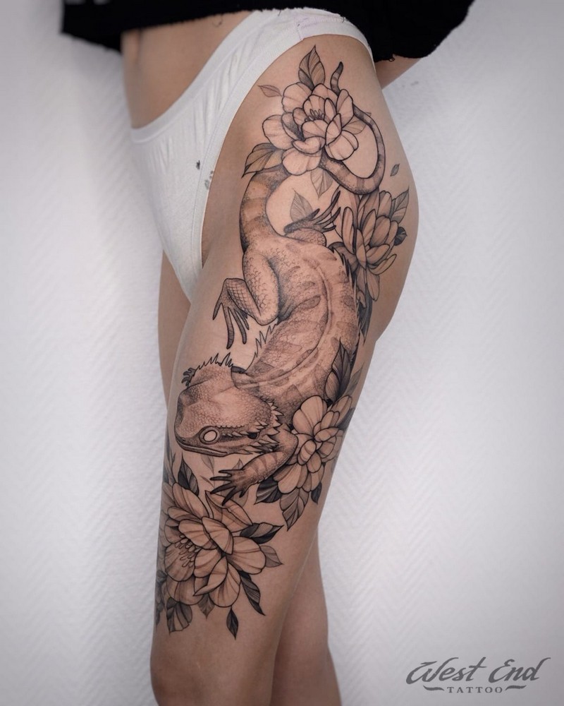 Символика татуировки дракона у девушки