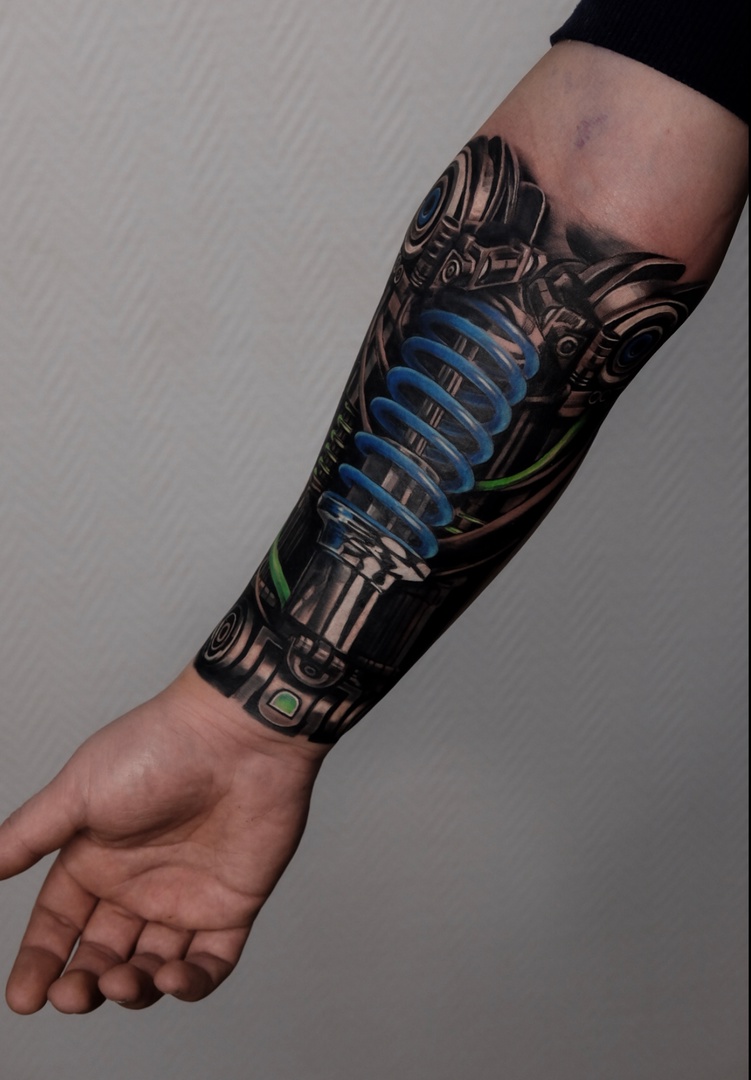Татуировка в стиле биомеханика в Краснодаре